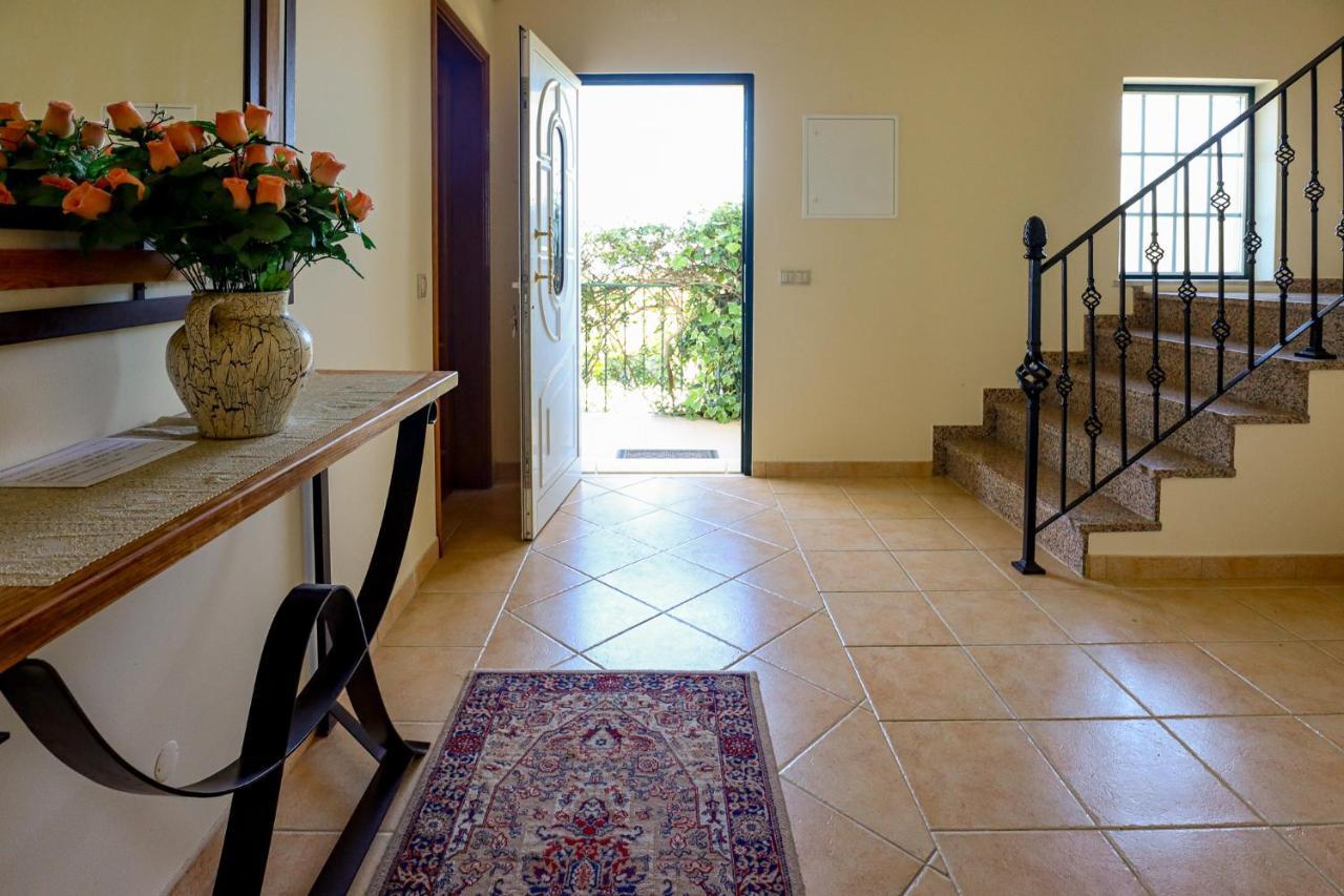 Villa Agapito - Sea View - Ac - By Bedzy Gale  Extérieur photo